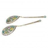 A PAIR OF RUSSIAN CLOISONNE EN