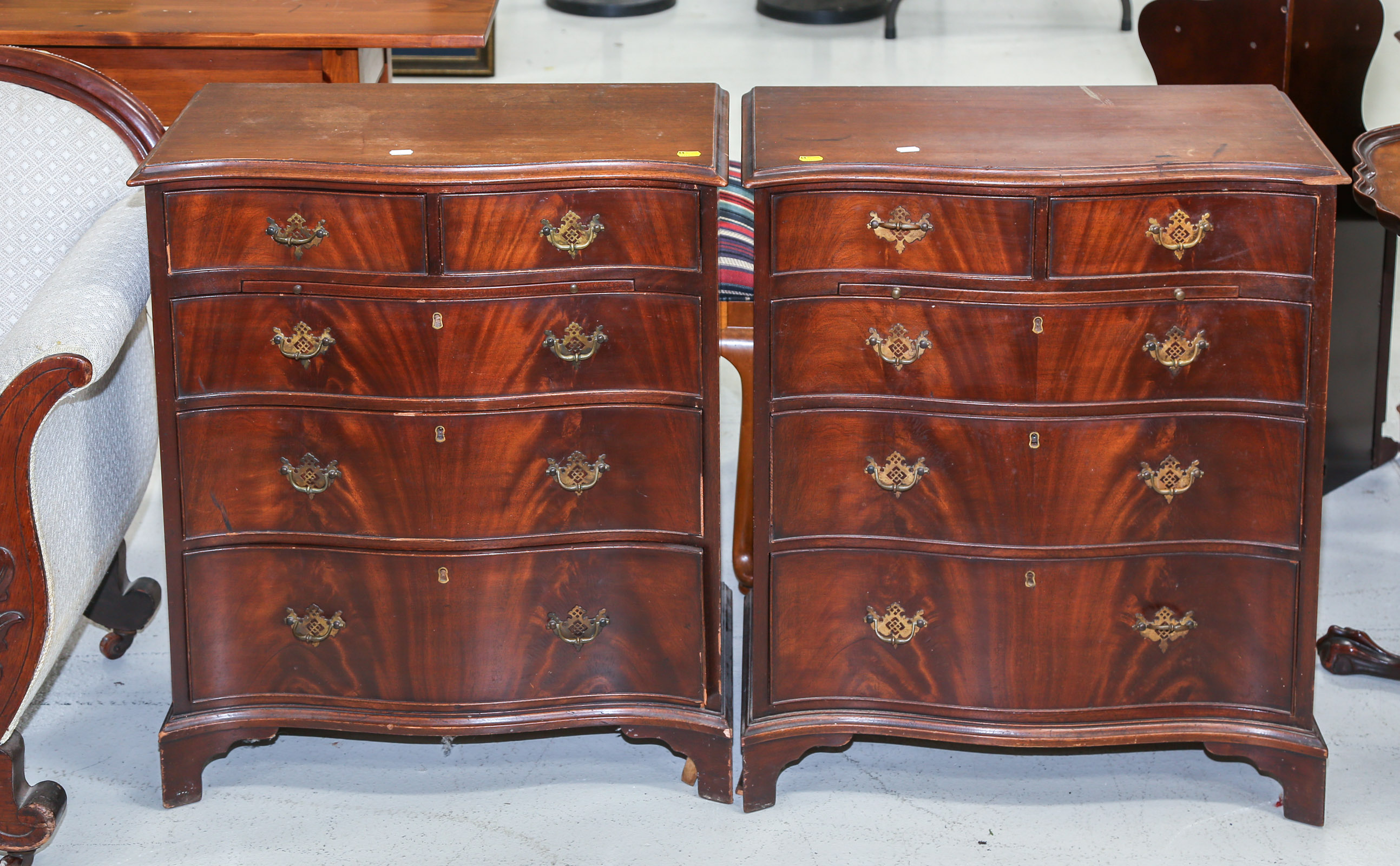 A PAIR OF SERPENTINE FRONT
