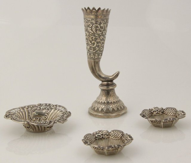 A pair of small silver bonbon