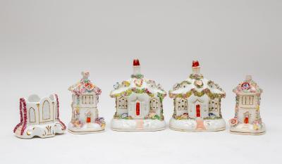 A pair of Staffordshire porcelain