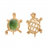 A PAIR OF TURTLE PINS IN 14K Y