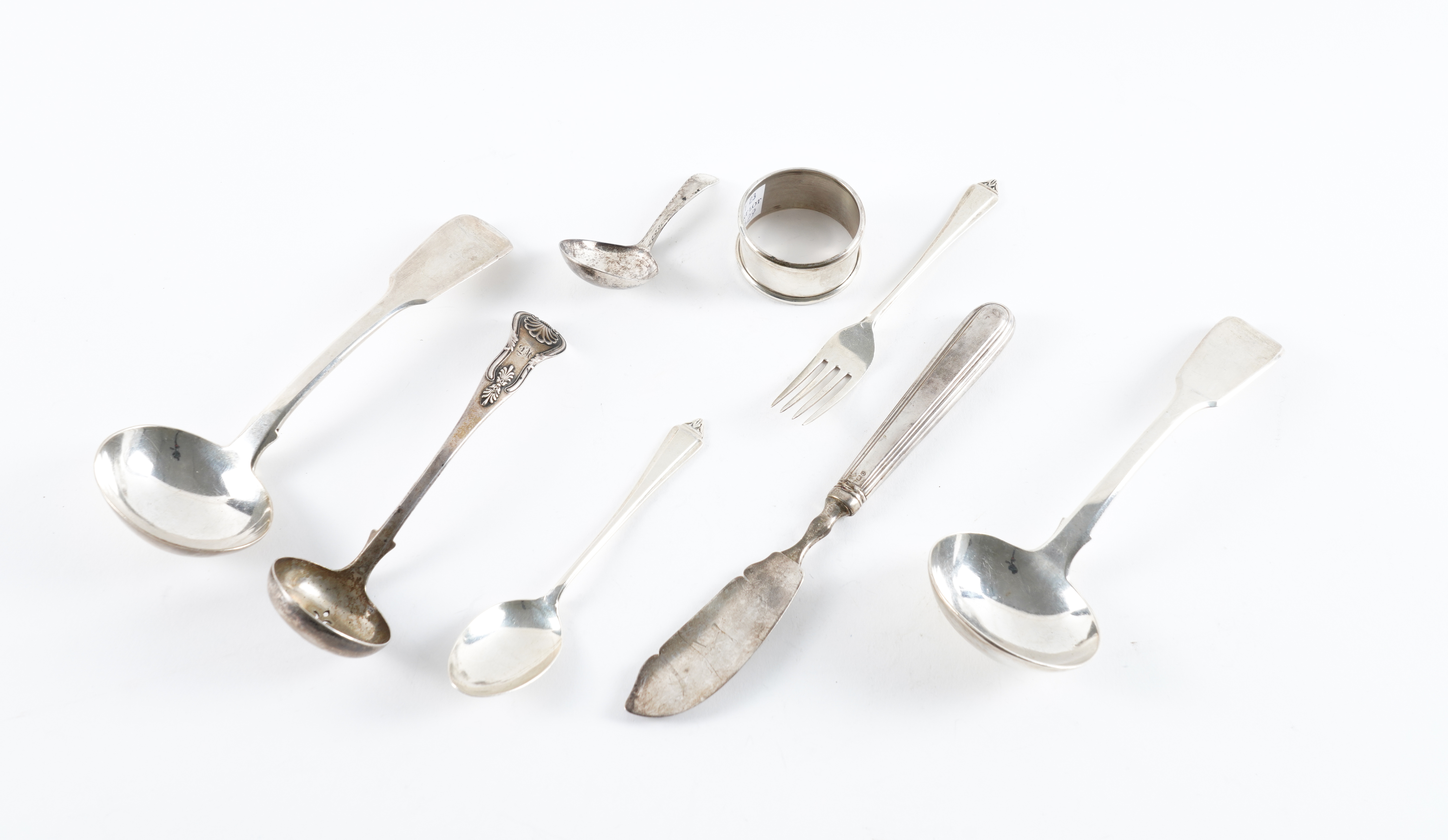 A PAIR OF VICTORIAN SILVER FIDDLE