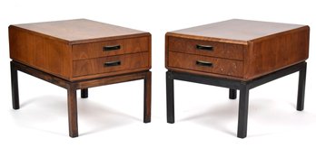 A pair of vintage un-labeled