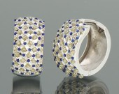 A Pair of White Gold Huggie Ea