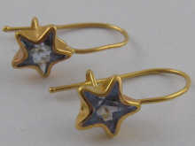 A pair of yellow metal (tests 18