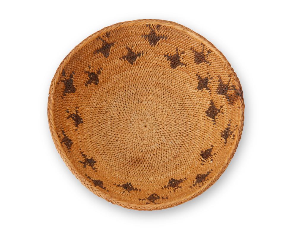 A PAIUTE BASKETRY BOWLA Paiute