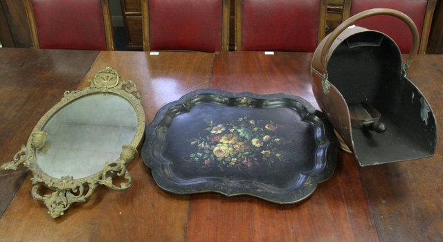 A papier-m?ch? tray of shaped