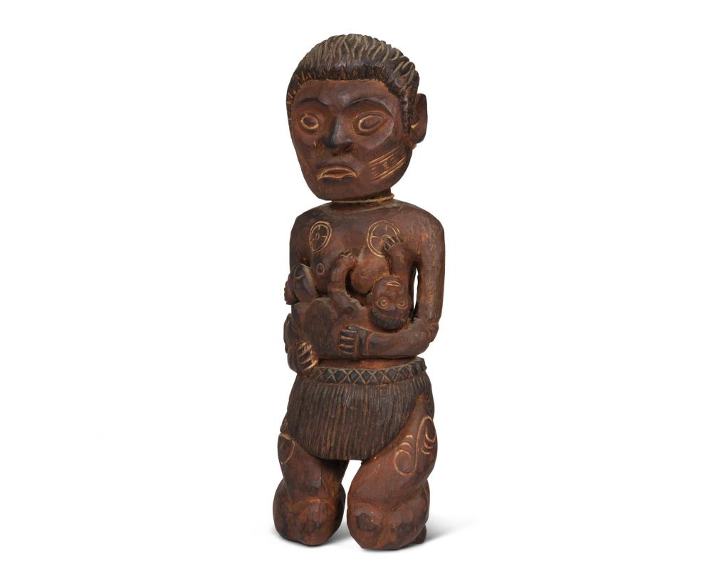 A PAPUA NEW GUINEAN CARVED WOOD