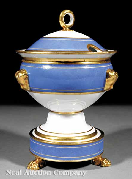 A Paris Porcelain Sauce Tureen c.