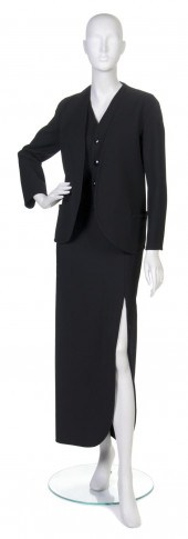 * A Pauline Trigere Black Ultr