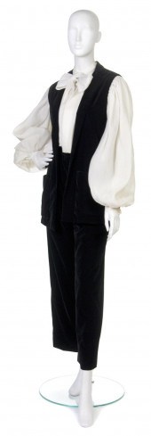* A Pauline Trigere Black Velv