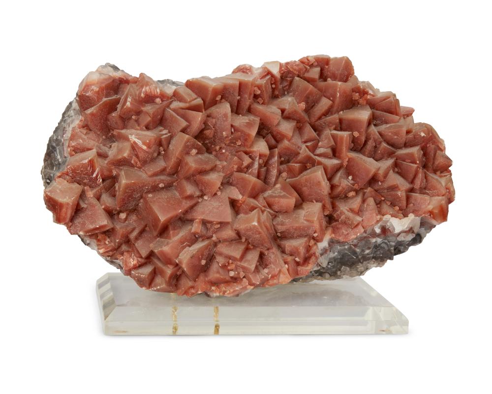 A PEACH QUARTZ GEODEA peach