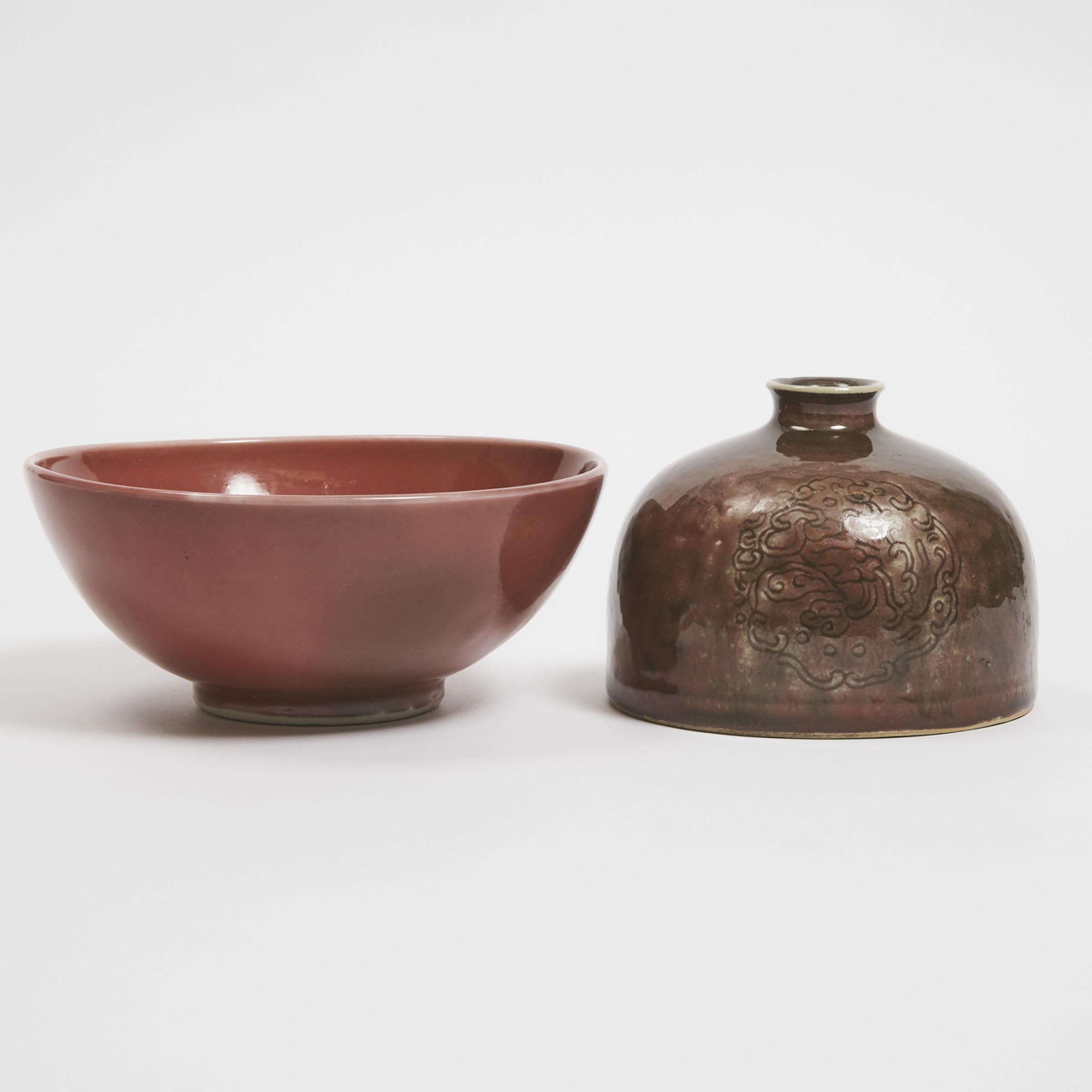 A Peachbloom-Glazed Beehive Water
