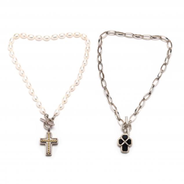 A PEARL AND SILVER PENDANT NECKLACE