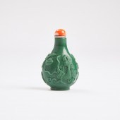A Peking Glass 'Carp' Snuff Bo