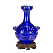 A PEKING GLASS VASE<br>Dimensi