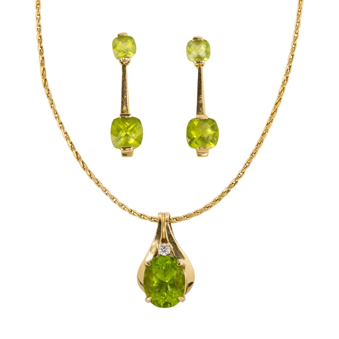 A PERIDOT AND 14K GOLD NECKLACE AND