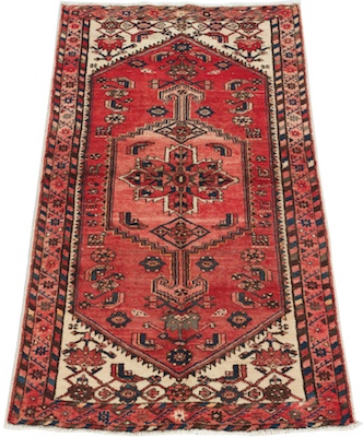 A Persian Kashan Area Rug Apprx.