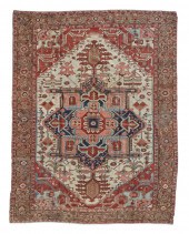 A PERSIAN SARAPI HERIZ RUGA Pe