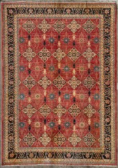 A PERSIAN STYLE CARPETA Persia