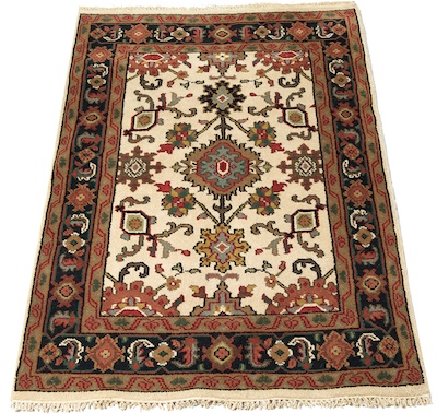 A Persian Sultanabad Rug Apprx.