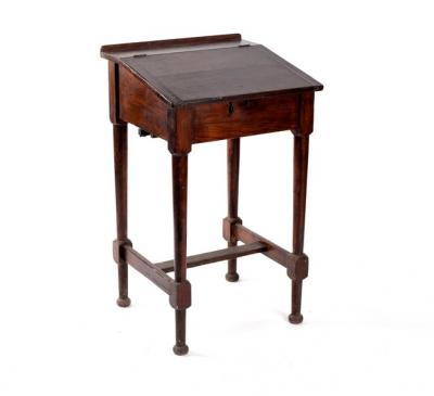 A pine rent desk on turned