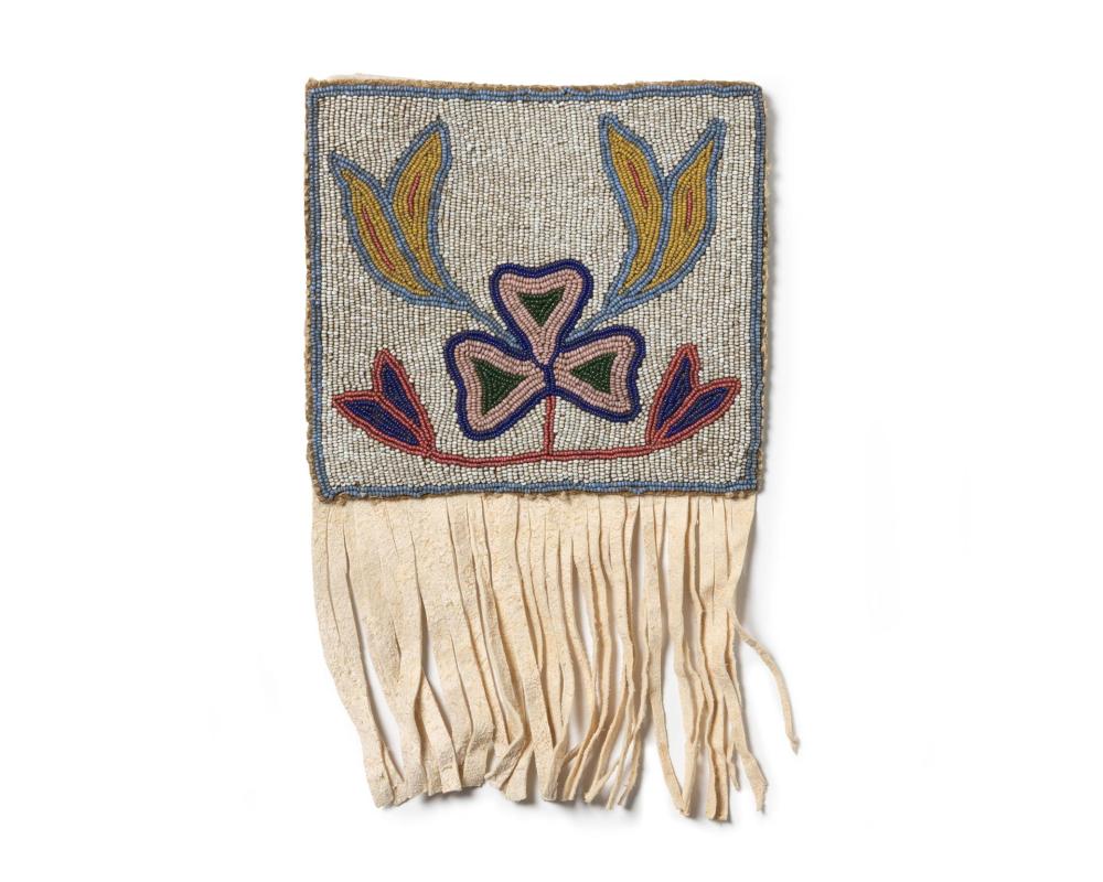 A PLATEAU BEADED POUCHA Plateau