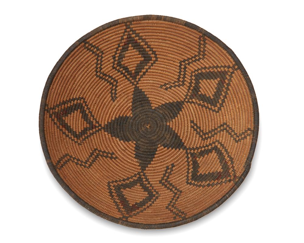 A POLYCHROME APACHE BASKETA