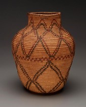 A POLYCHROME APACHE OLLA BASKE