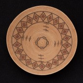 A POLYCHROME KAWAIISU BASKETA
