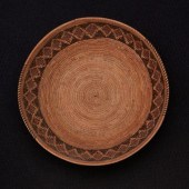 A POLYCHROME YOKUTS BASKETA po