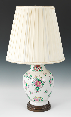 A Porcelain Vase Lamp with