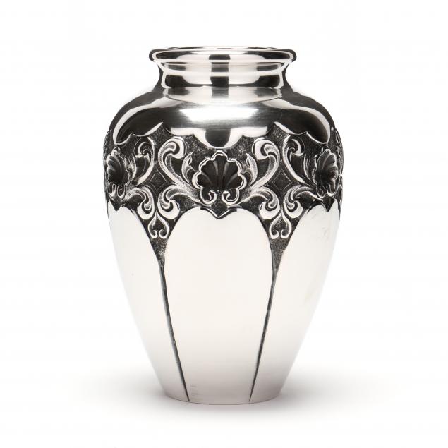 A PORTUGUESE SILVER VASE Circa