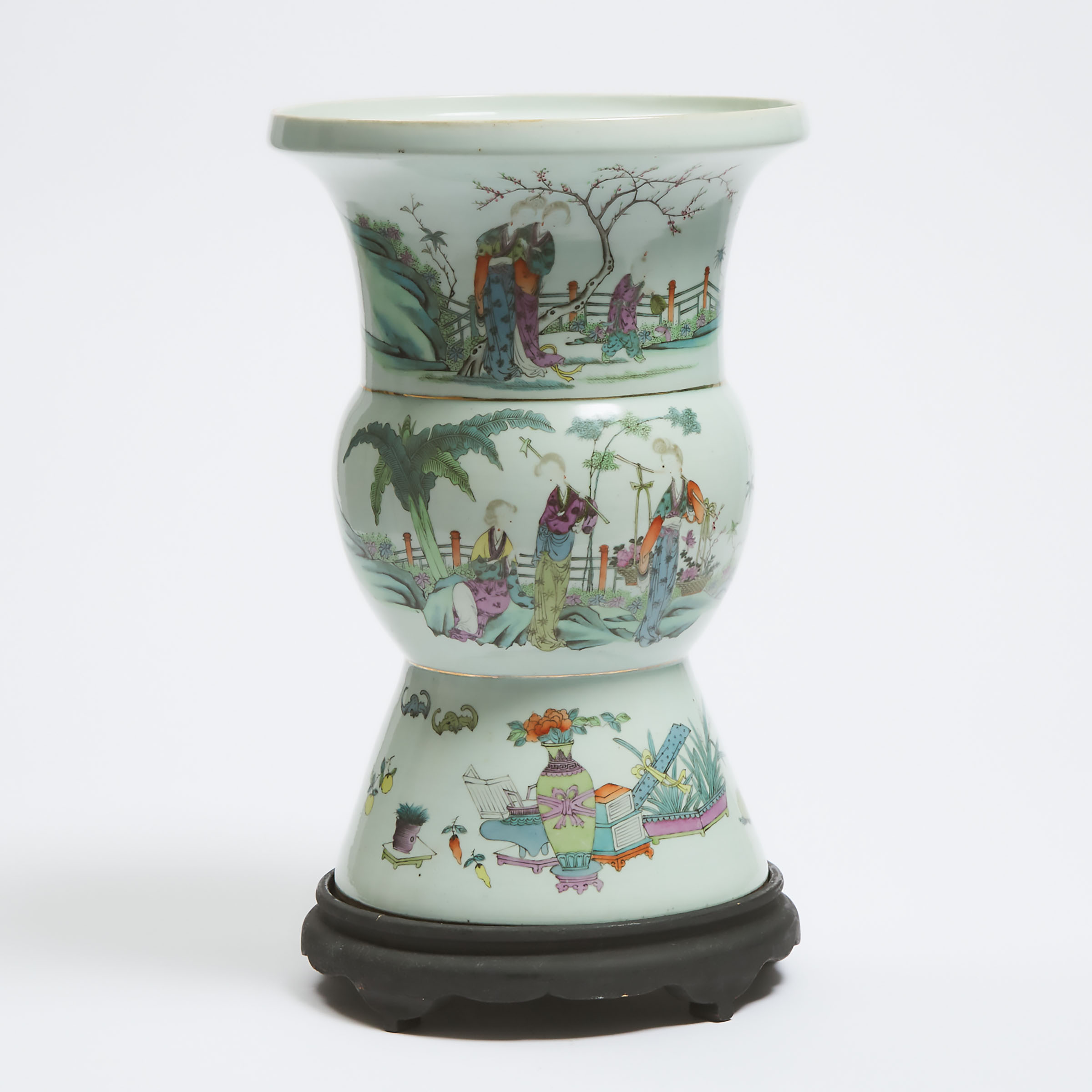 A Qianjiang Enameled Beaker Vase,