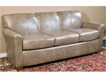 A quality three cushion light