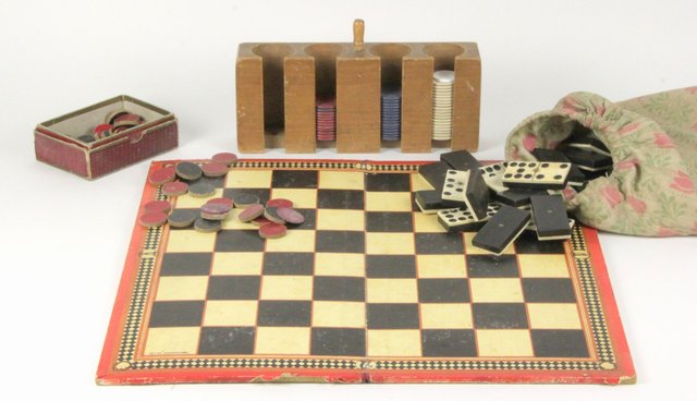 A quantity of dominoes and sundry