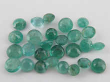 A quantity of loose polished