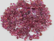 A quantity of loose polished