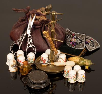 A quantity of needlework sundries