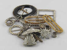A quantity of paste set buckles and
