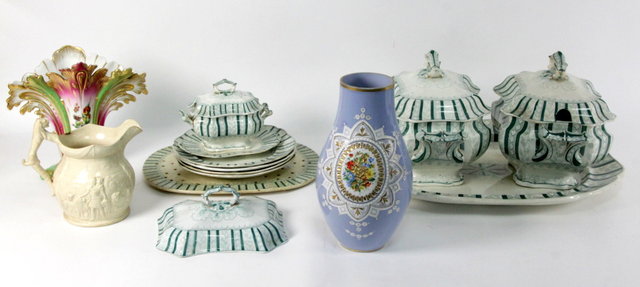 A quantity of Ridgways stoneware