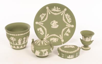 A quantity of Wedgwood green