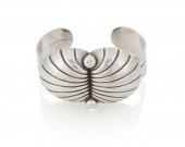A RAFAEL DOMINGUEZ SILVER BRAC