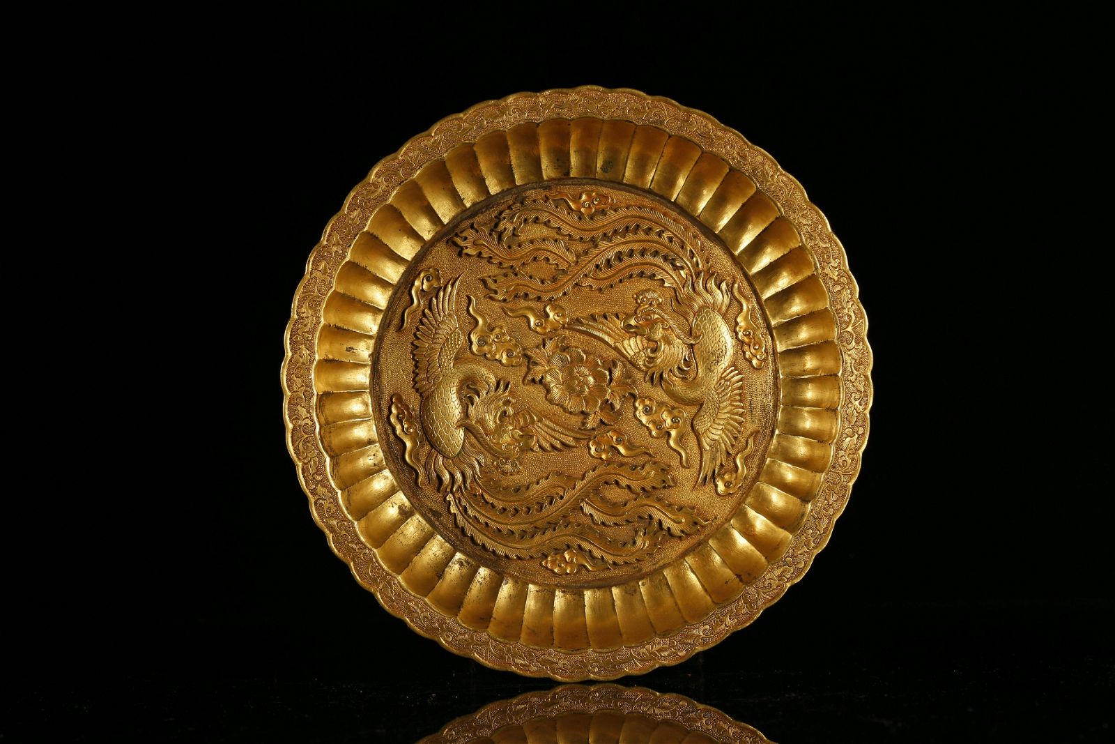 A RARE AND FINE GILT-BRONZE