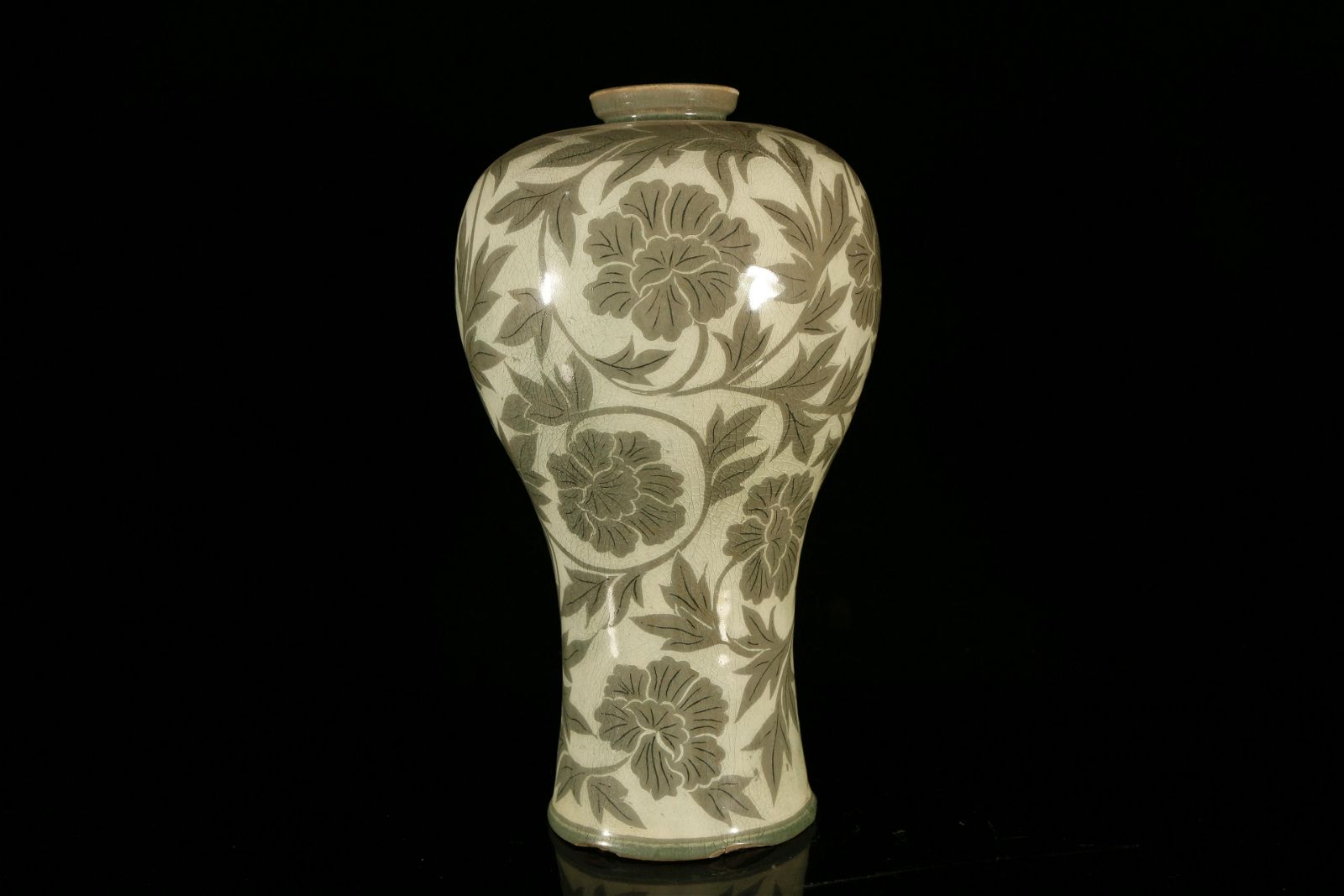 A RARE KOREAN CELADON-GLAZED