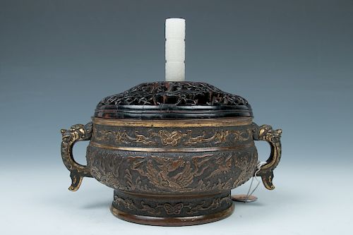 A RARE PARCEL-GILT BRONZE CENSER