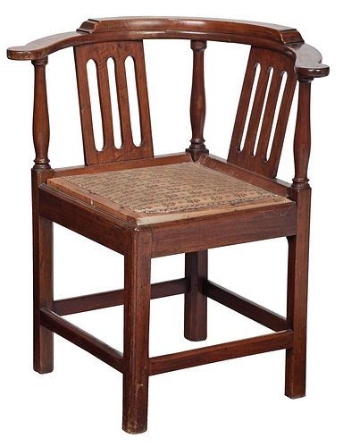A RARE SOUTHERN CHIPPENDALE
