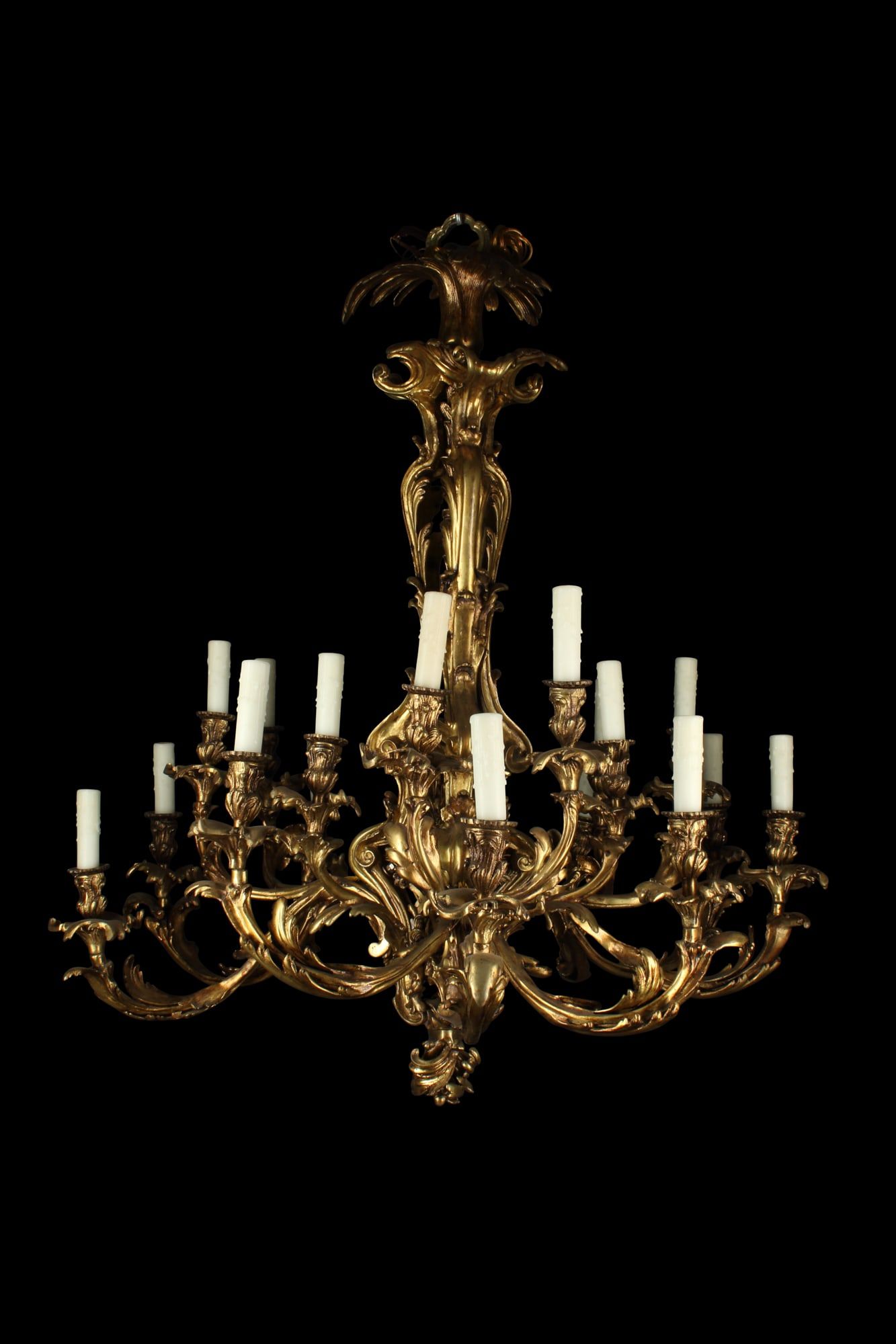 A REGENCE STYLE GILT BRONZE