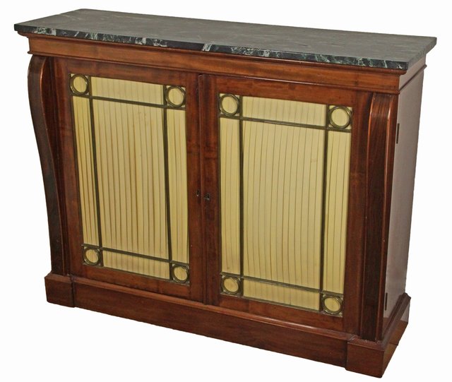 A Regency mahogany chiffoni?re with