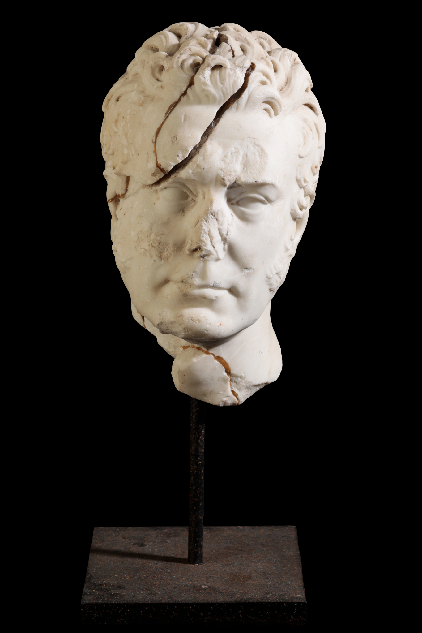 A REGENCY MARBLE HEAD OF A